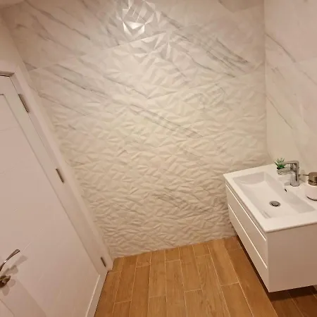Sea Breeze Apartment
